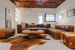 BUNK - Bunker House - Image 2