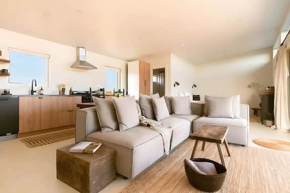 CLA - Lind Lane · Casa Lenta ·