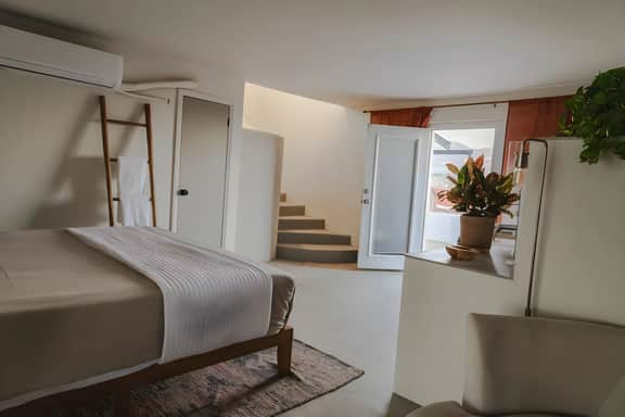 BUNK - Bunker House
