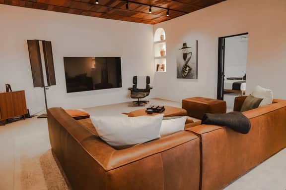 BUNK - Bunker House
